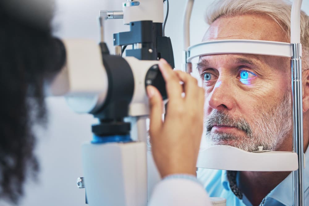 Cataracts: the telltale signs and symptoms